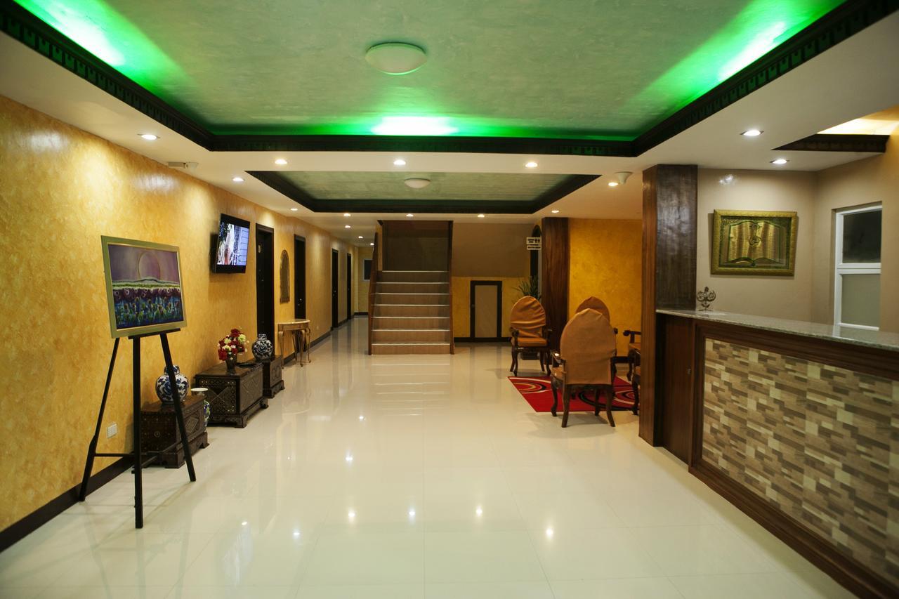 Al-Raddadi Suites Davao Exterior photo